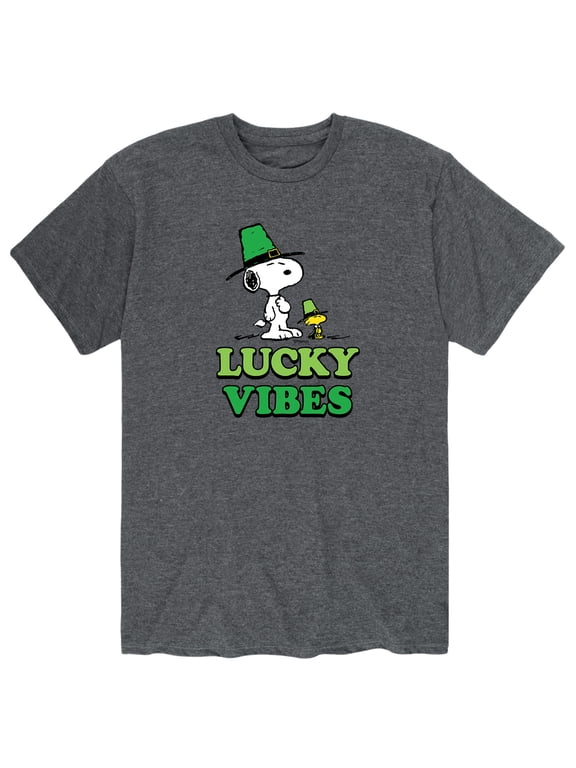 - St. Patrick's Day with Snoopy Men's Short Sleeve Graphic T-Shirt
