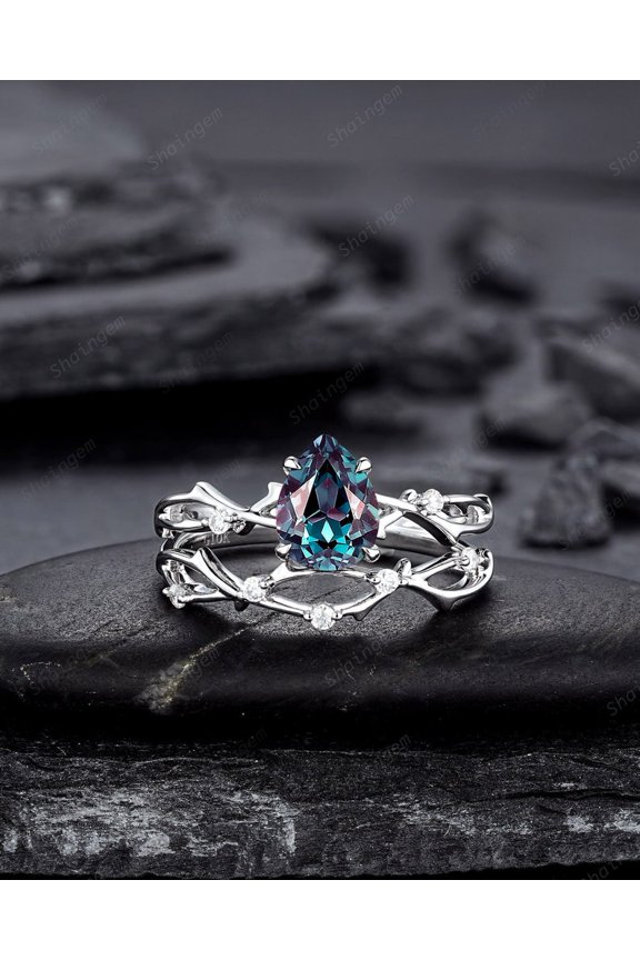 Pear Cut Alexandrite and Diamond Engagement Ring, 14K White Gold Twig Branch Promise Ring, Silver 925 Wedding Ring Gift For Women