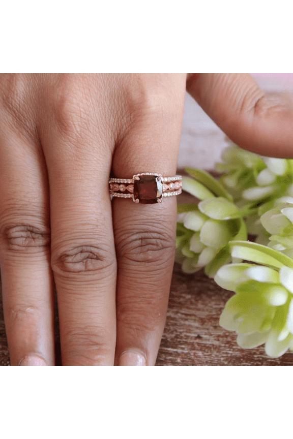 Beautiful Red Garnet Ring - Red Garnet Wedding Ring Set For Bride - Antique 3PCS Garnet January Birthstone Ring - Ring For Anniversary
