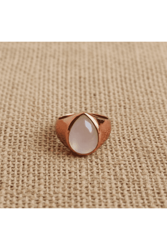 Pear Shape Rose Quartz Signet Ring, Solid Pure Copper Jewelry, Handmade Boho Gemstone Ring