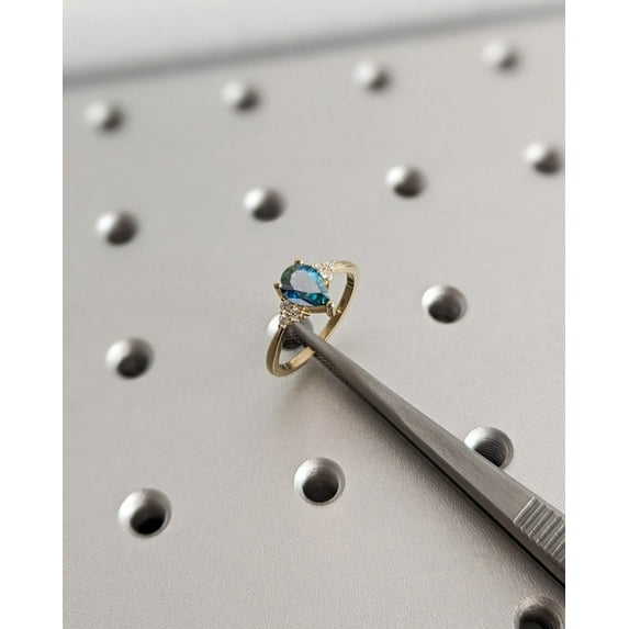 Pear Teal Sapphire engagement ring blue green sapphire ring diamond moissanite halo ring pave band vintage wedding ring Anniversary ring