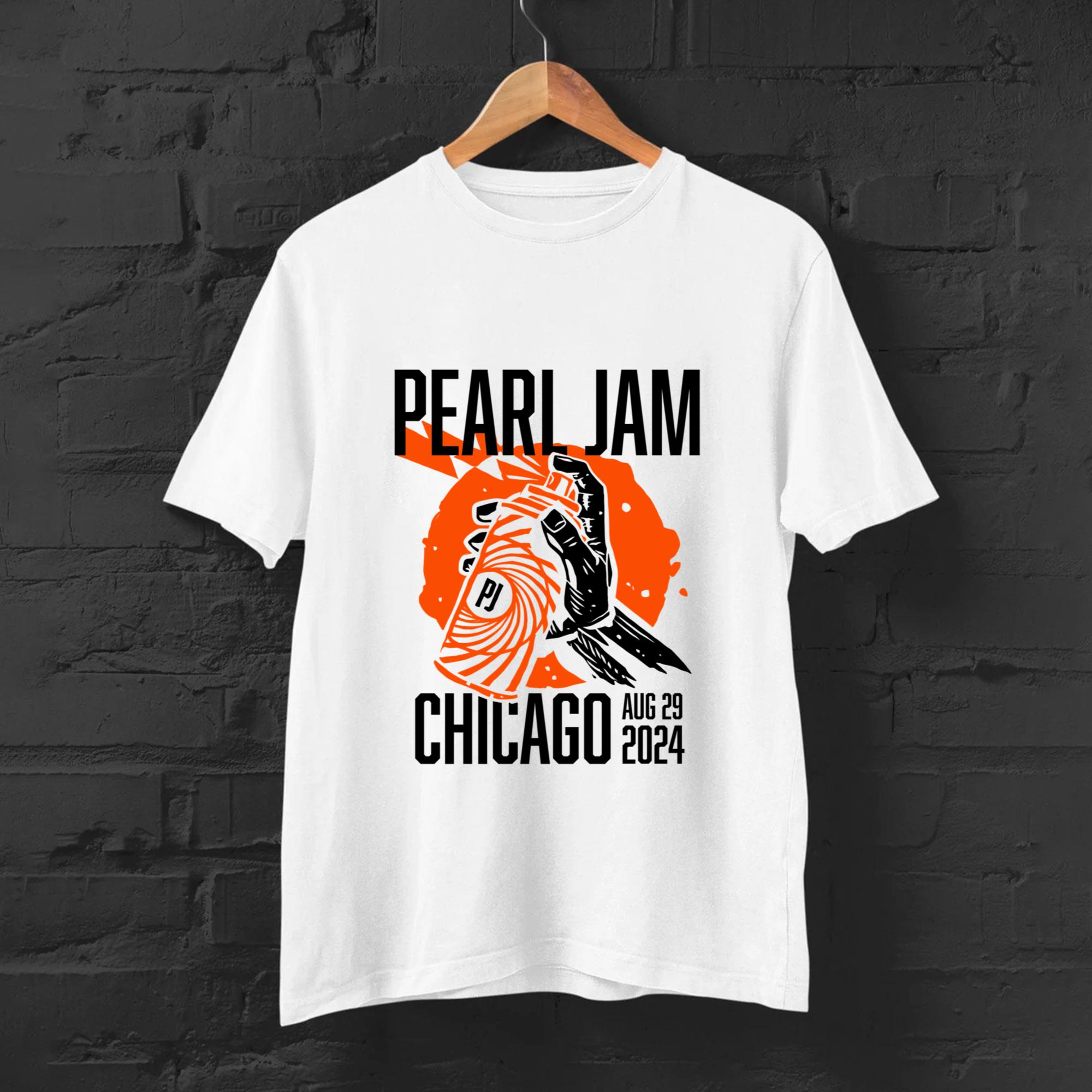 Pearl Jam Chicago August 29 2024 Tour Shirt