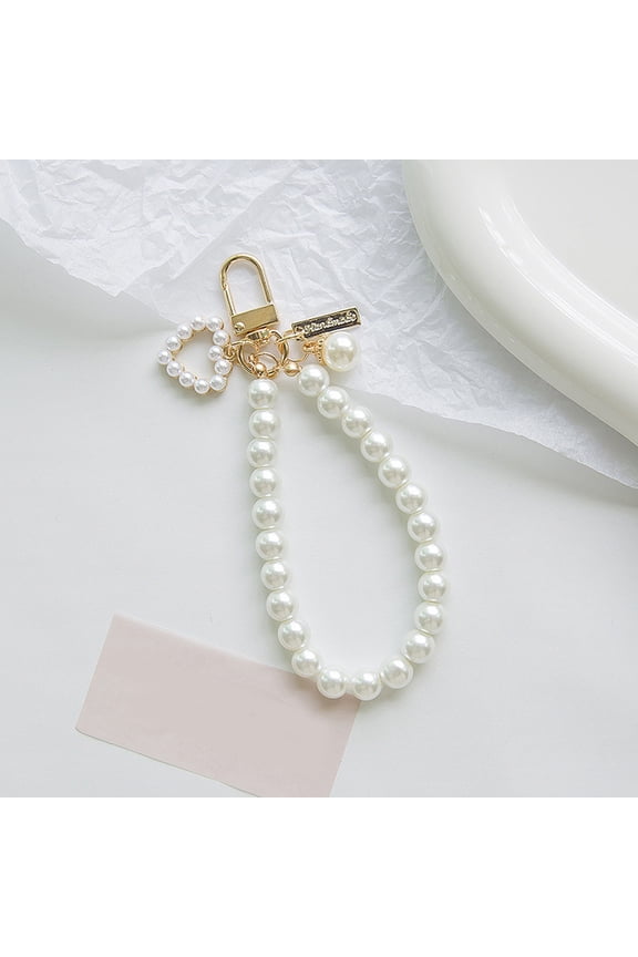 Pearl Keychain for Women Golden Car Key Chain and Backpack Pendant Accessory Heart Shaped Key Holder with Elegant Charm for Loved,10.5 cm,White