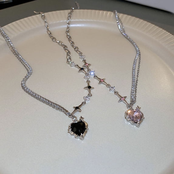 Pebbuoy Punk Style Choker Necklace Heart Pendant Shiny Rhinestone Star Asymmetric Chain Necklace Jewelry Gift