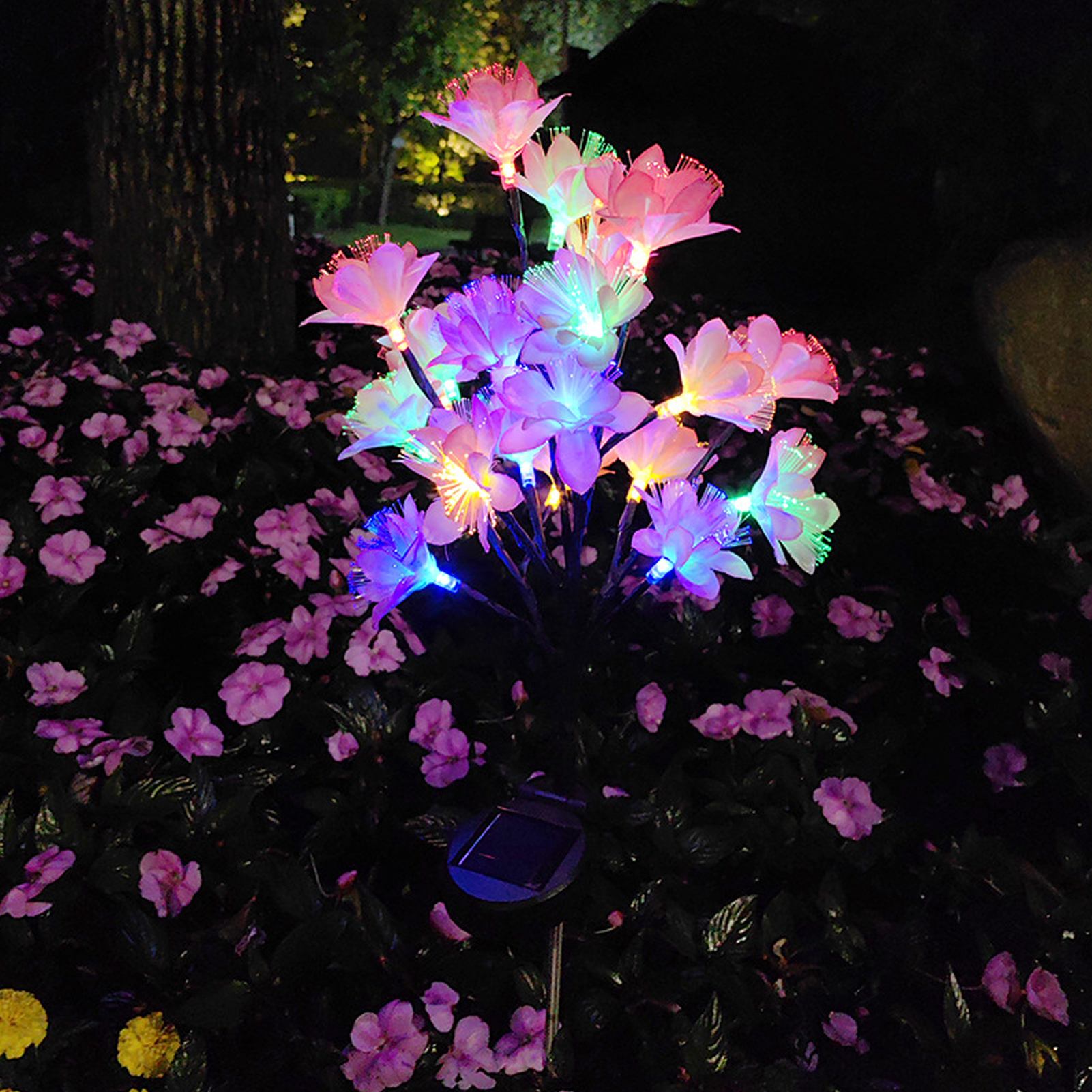 Pebbuoy Solar Flower Light Efficient Energy Absorption Realistic Looking Auto On/Off Rechargeable Waterproof Solar-powered LED Garden Lamp