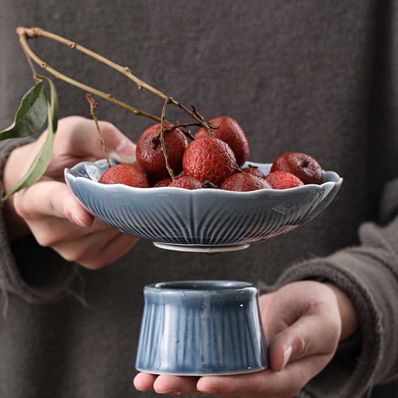Pedestal Fruit Bowl Ceramic Dessert and Ice Cream Bowl, Pedestal Fruit Basket for Kitchen Table, Decorative Centerpiece for Fruits, Nuts or Candy, Elegant Glazed Finish for Indoor Use