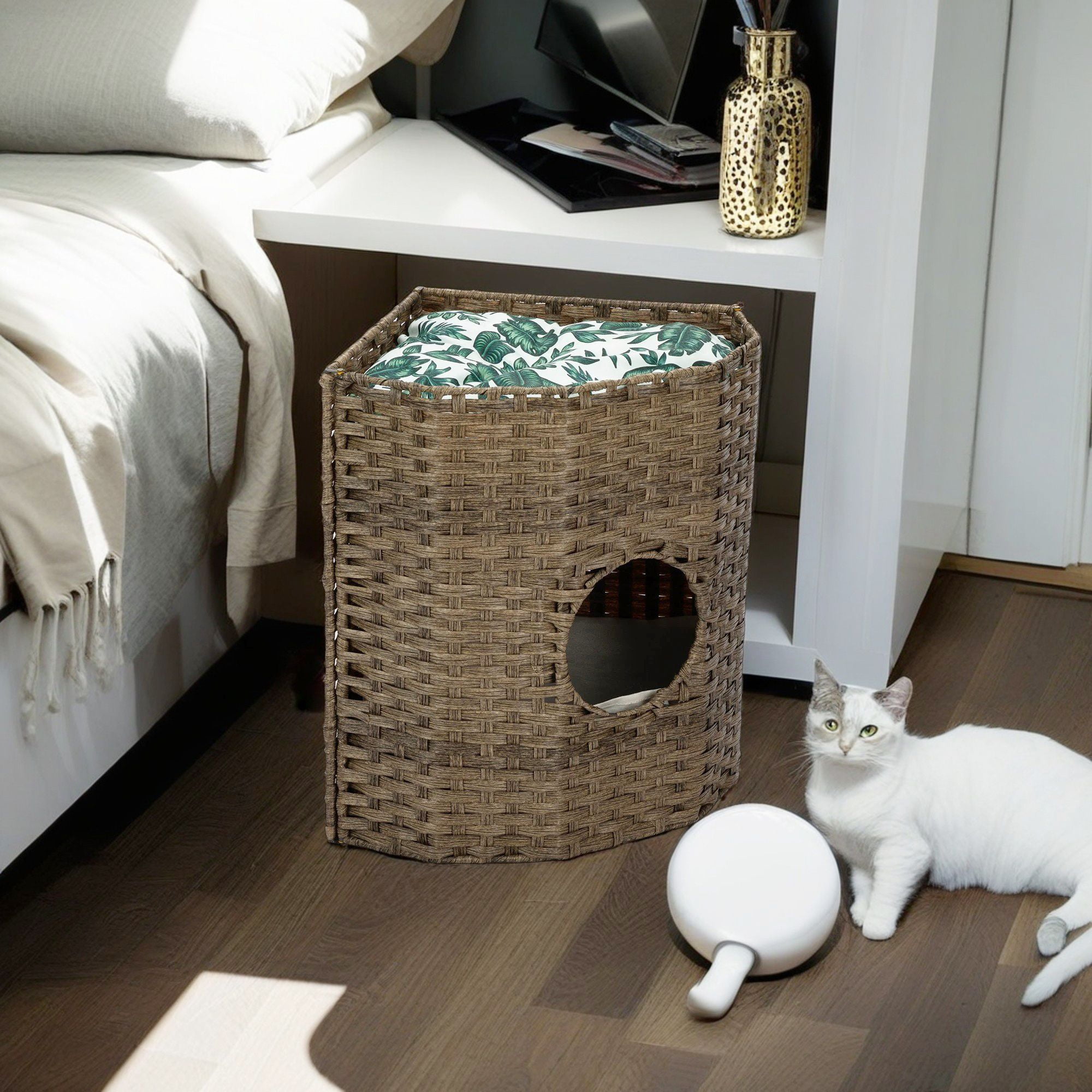 Pefilos 22" Woven Rattan Cat Litter Box Enclosure Furniture, Cat House with Waterproof Litter Bag and PP Mat,, Detachable Cat Washroom for Living Room, Bedroom, Brown