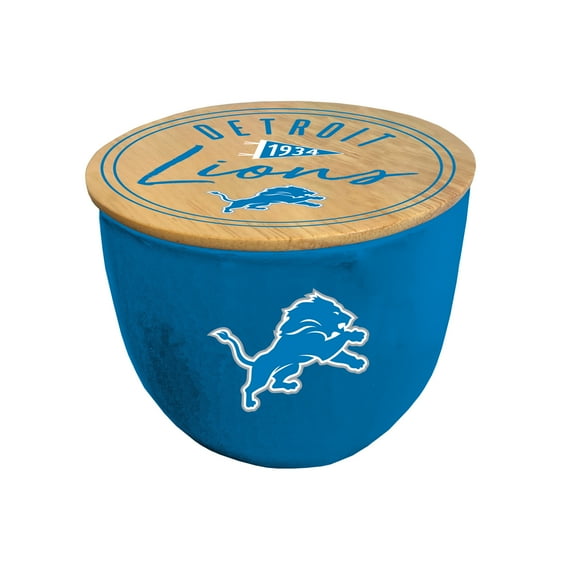 Pegasus Detroit Lions 16oz. Script Circle Wood Top Ceramic Candle