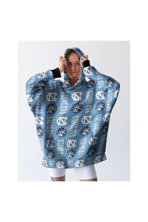 North Carolina Tar Heels Homefield Repeat Logo Wearable Hooded Blanket