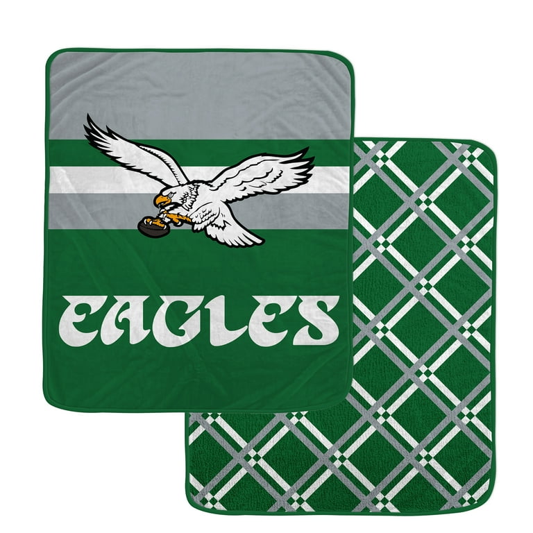 Pegasus Philadelphia Eagles 50 x 60 Center Half Stripe Diamond Sherpa Blanket