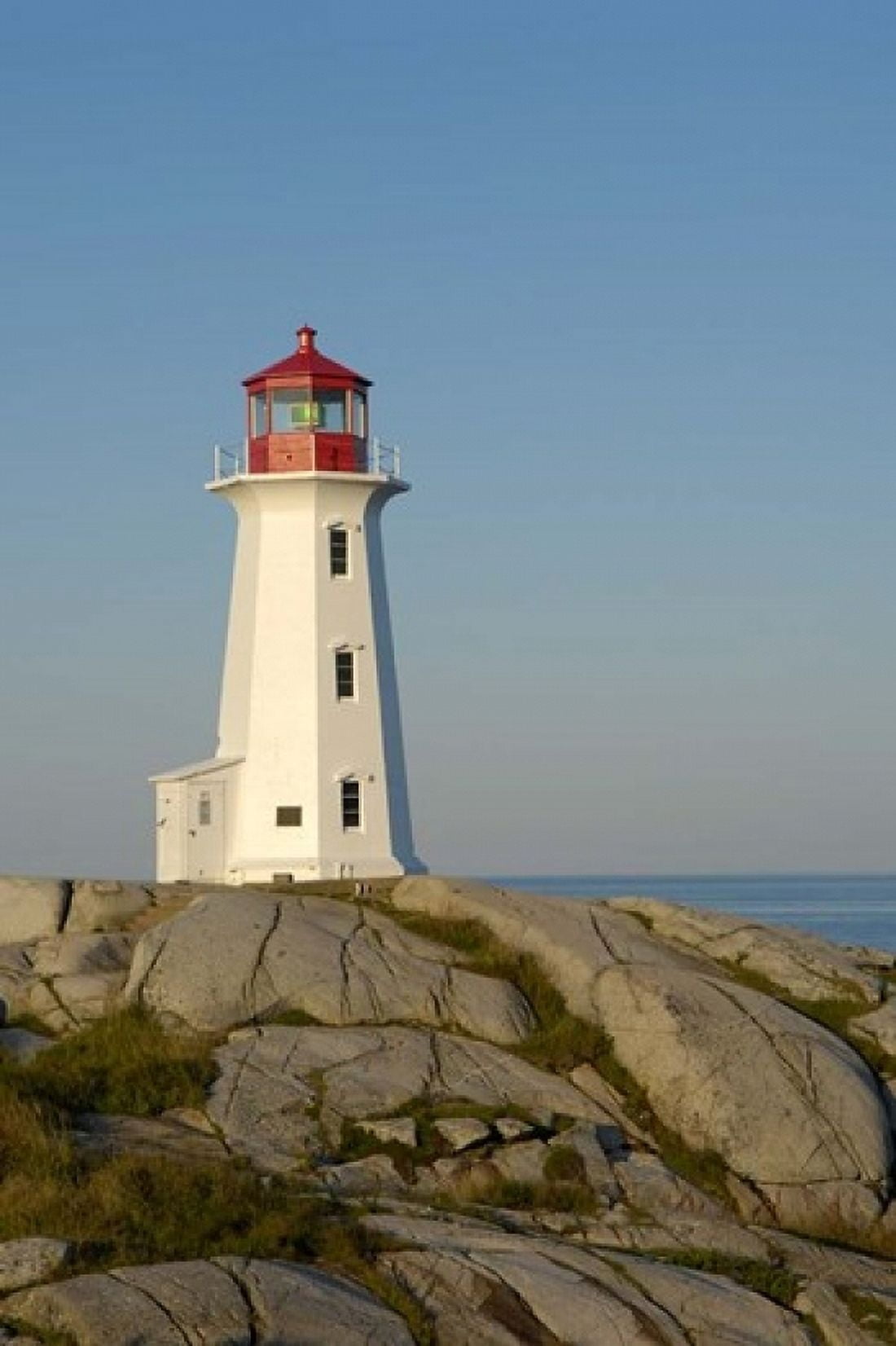 Peggys Cove Lighthouse Canvas Art - Keith & Rebecca Snell DanitaDelimont (24 x 36)