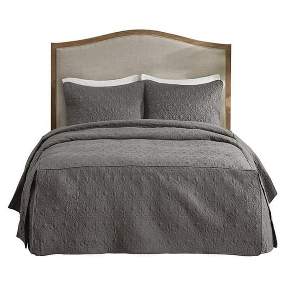 Pemberly Row Traditional 100 Percent Polyester Fitted Bedspread in Gray