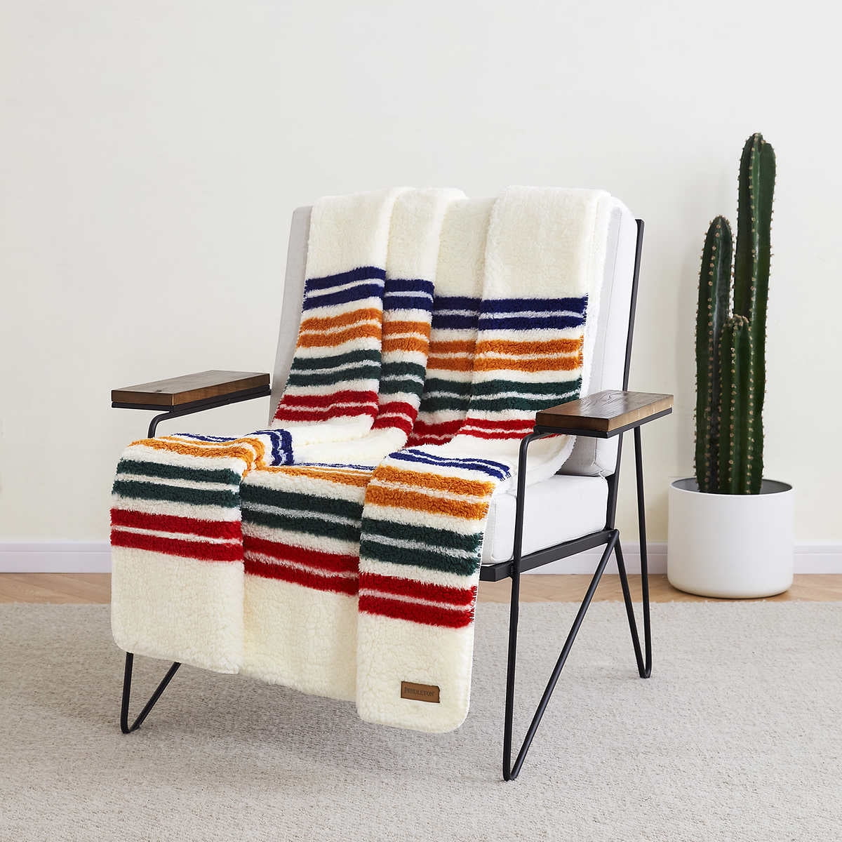 Pendleton Sherpa Fleece Throw, Machine Wash