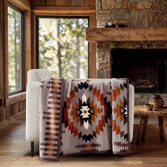 Pendleton Sonoran Dusk Reversible Plush Throw