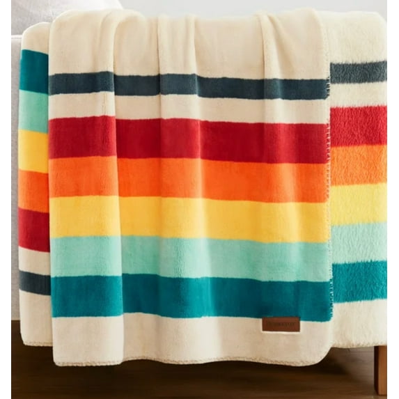 Pendleton Ultra Soft Plush Throw - Mount Foraker