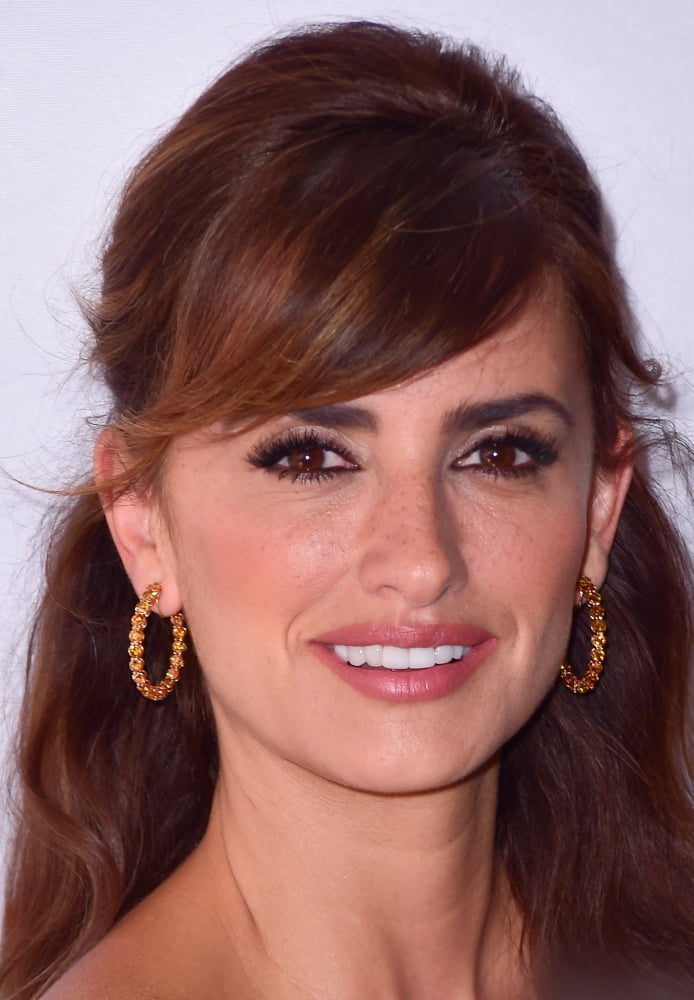 Penelope Cruz At Arrivals For Ma Ma Premiere At Toronto International Film Festival 2015 Canvas Art - (16 x 20)