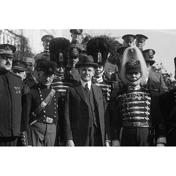 Pennsylvania National Guard Unit known as the Fencibles Visit President Coolidge at the White House in Dress Uniforms. Poster Print (18 x 24)