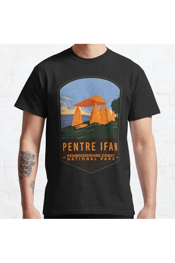Pentre Ifan Pembrokeshire Coast National Park Classic T-shirt