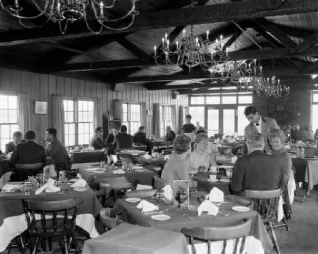 People sitting in restaurant Canvas Art - (24 x 36)