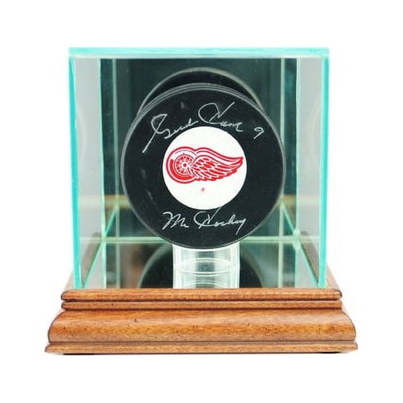 Perfect Cases and Frames Single Hockey Puck Display Case