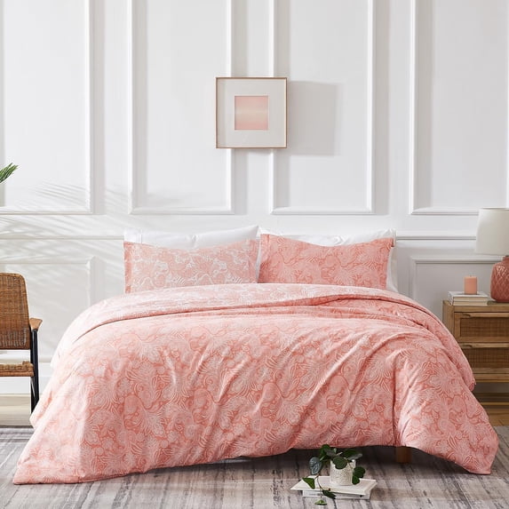 Southshore Fine Linens Perfect Paisley Reversible Oversized Comforter Set, Double Brushed Microfiber, Down Alternative, 3 Piece, 1 Comforter and 2 Shams, Coral Haze, Full/Queen