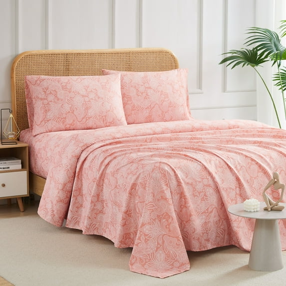 Perfect Paisley Printed Sheet Set by SouthShore Fine Linens
