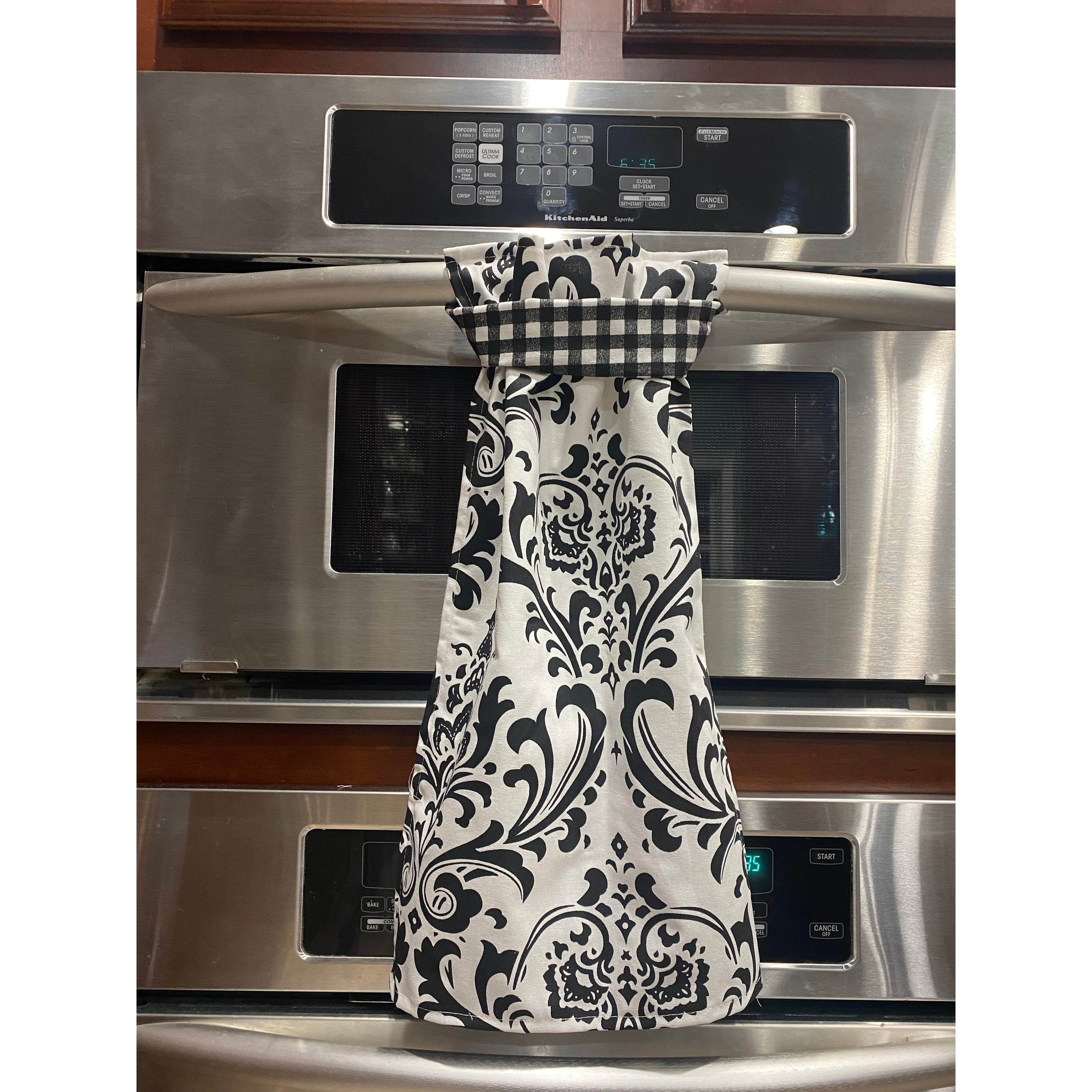 Perfect hanging kitchen towel Arbor black and white damask