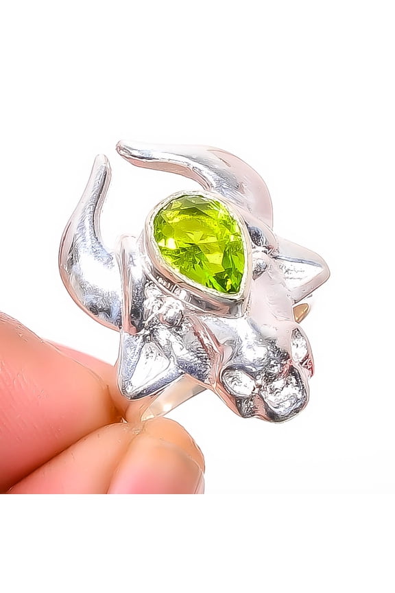 Peridot Designer 925 Steerling Silver Bull Ring s.6.5 R7467-22, Christmas Gift, Gemstone Silver Jewelry, Peridot Ring, New Year Sale