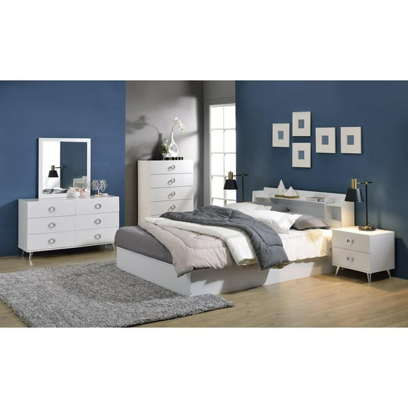 Perse Queen Bed in White Finish