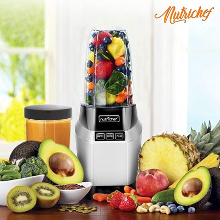 Personal Electric Single Serve Blender - Small Professional Kitchen Countertop Blender for Shakes & Smoothies, Pulse Blend, Convenient Lid Cover, Portable 20 & 24 oz Cups, Black