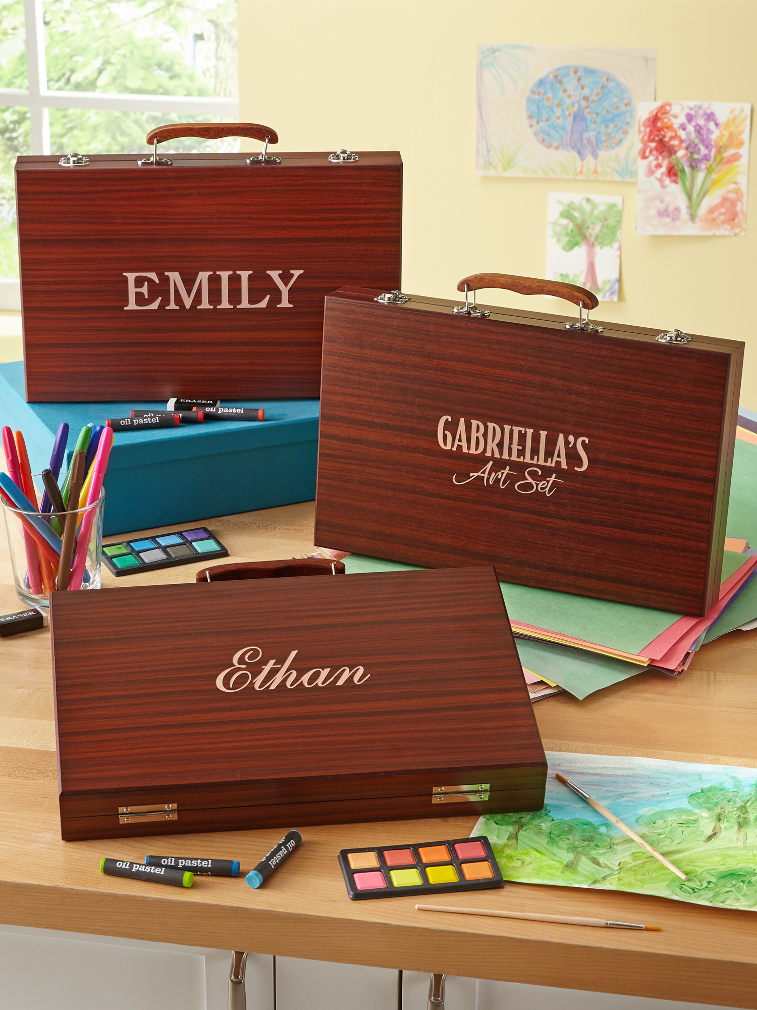 Personalized 80-Piece Art Set - 5 Designs Available! - image 1 of 7