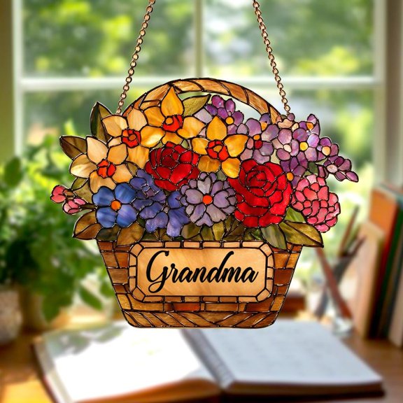 Personalized Birth Month Flower Suncatcher – Grandma’s Garden Acrylic Window Hanging, Custom Christmas Gift for Grandma or Mom
