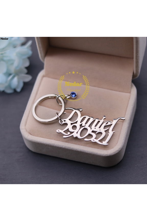 Personalized Custom Nameplate Keychain Customized Stainless Steel Birthstone Lovers Family Friends Name Date Keyring Gift