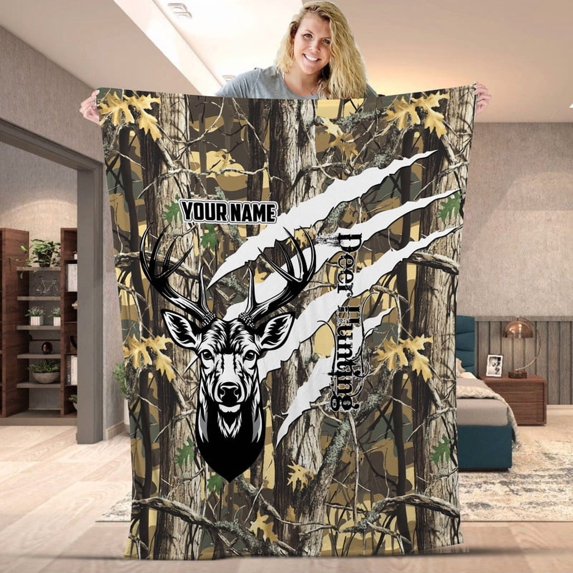 Personalized Deer Hunting Blanket – Custom Name Camo Forest Hunter Throw Blanket – Buck Head Design for Men – Outdoor Hunting Gift Cozy Fleece & Sherpa