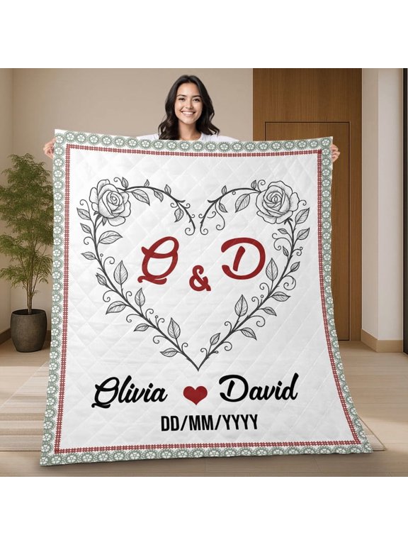 Personalized Floral Heart Wedding Quilt Blanket – Custom Couple Names & Initials with Heart and Roses, Romantic Anniversary Blanket