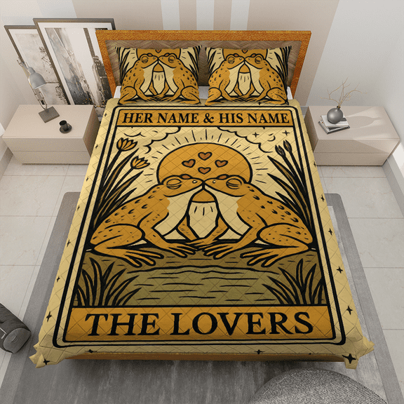 Personalized Frog Lovers Quilt Bedding Set – Custom The Lovers Tarot Card Quilt Blanket & Pillowcases – Couple Frog Quilt Set