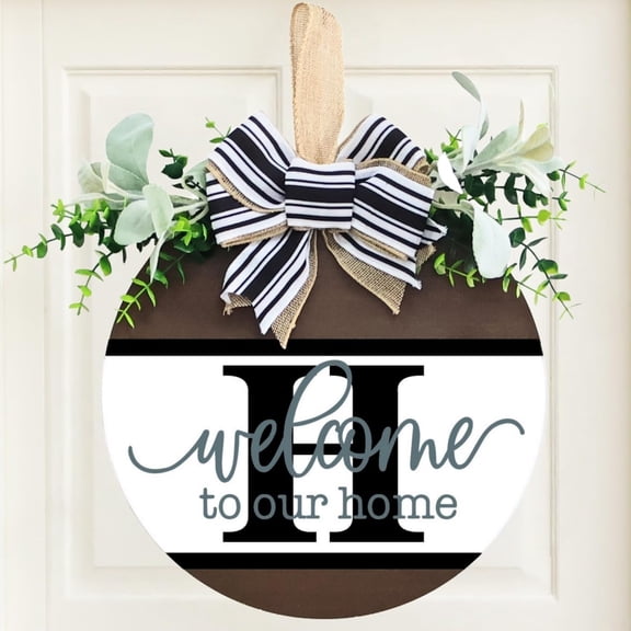 Personalized Last Name Welcome Sign with 26 Initial Letter Welcome Sign for Front Door Porch Farmhouse Decoration, Durable Wood Hanging Plaque for Year-Round Curb Appeal (H)