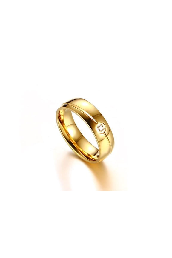 Personalized Simple Ring With Solitaire Diamond Engraved