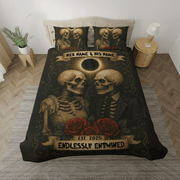 Personalized Skeleton Couple Bedding Set – Gothic Duvet Cover with Eclipse & Roses, Custom Names and Year, Romantic Skull Lovers Bed Set, Anniversary Bedroom Décor