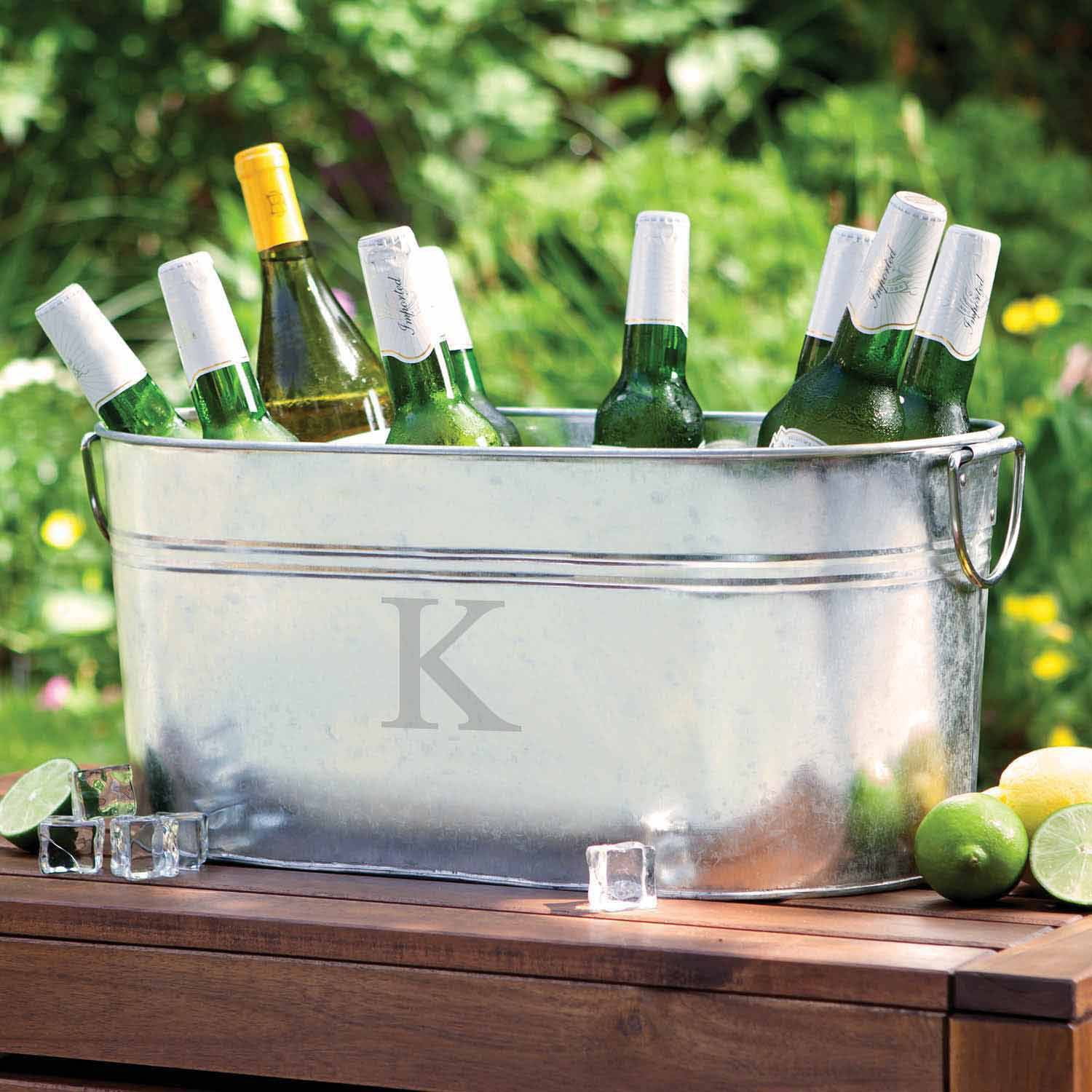 True Classic Oval Ice Bucket, Galvanized Metal Drink Cooler Beverage Tub,  Chill Wine & Beer, 6.3 for Home Parties Gallons, 22.75 x 9.25 ,Silver,  6.3 gallons : : Industrial & Scientific