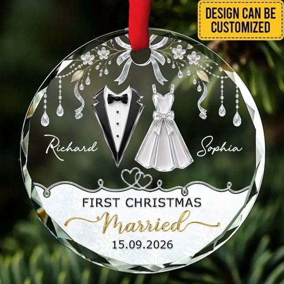 Personalized Wedding Christmas Ornament, Custom Newlywed Names and Year Ornament, First Married Holiday Keepsake, Holiday Tree Decor and Anniversary Gift