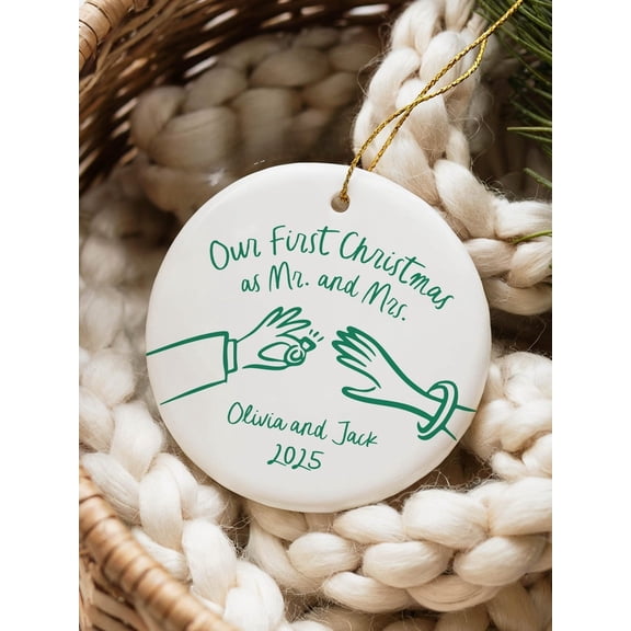 Personalized Wedding Gift for Bride Custom Ornament, First Christmas Gift Mr Mrs Ornament with Personalized Names Custom Newlywed Gift