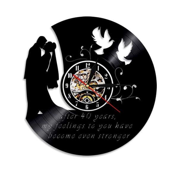 Personalized Wedding Wall Clock Custom Marriage Anniversary Vinyl Record Wall Clock Mr and Mrs Wedding Home Decor Vintage Clock Without LED
