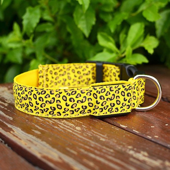 Pet LED Luminous Collar, Leopard Print Illuminated Necklace For Dog And Cat