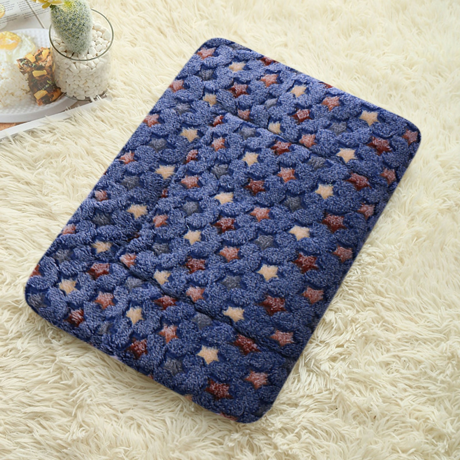 Pet Mat Plush Dog Bed Winter Warm, AnxietyReducing with Raised Rim