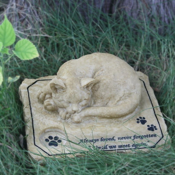 Pet Memorial stone marking cats, sympathy lost cat memorial gift, outdoors