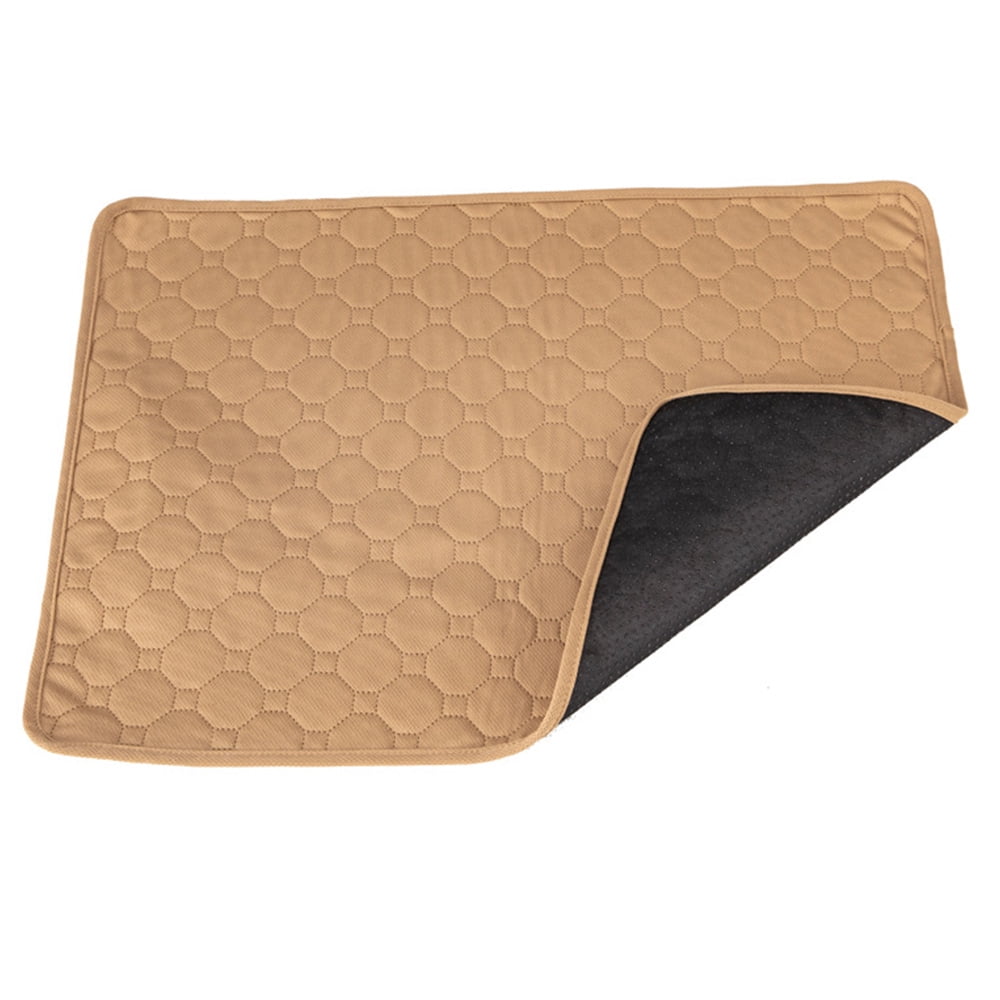 Pet diaper absorbs water and dries easily Pet diaper A pet diaper pad