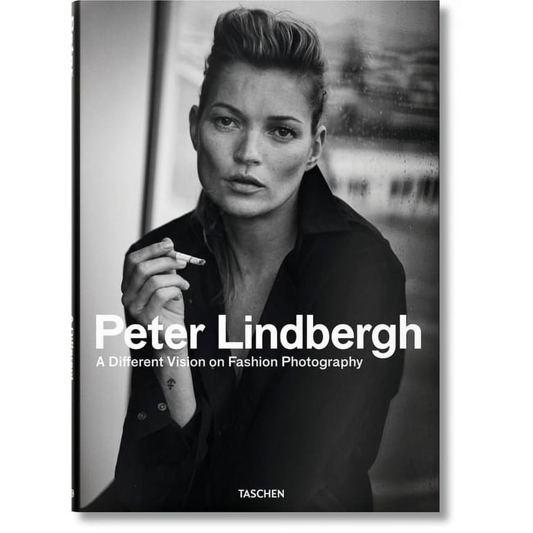 洋書 different vision of fashion photography Peter Lindbergh. a Different Vision on Fashion Photography