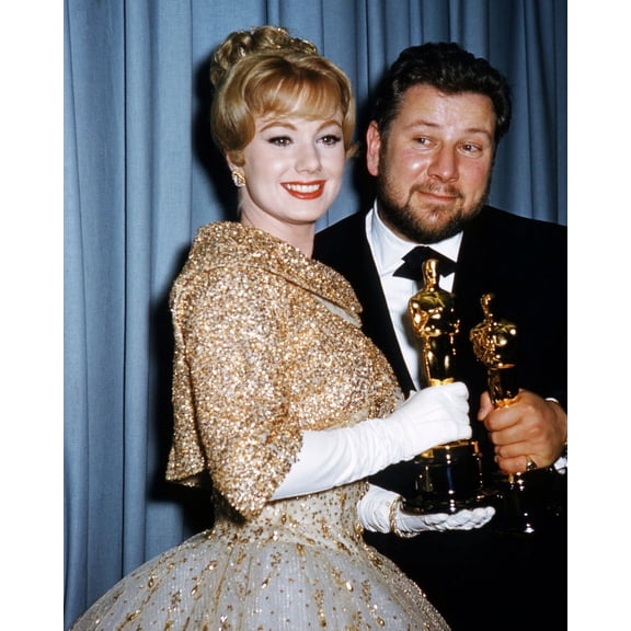 Peter Ustinov Holding Oscar 24X36 Classic Hollywood Poster