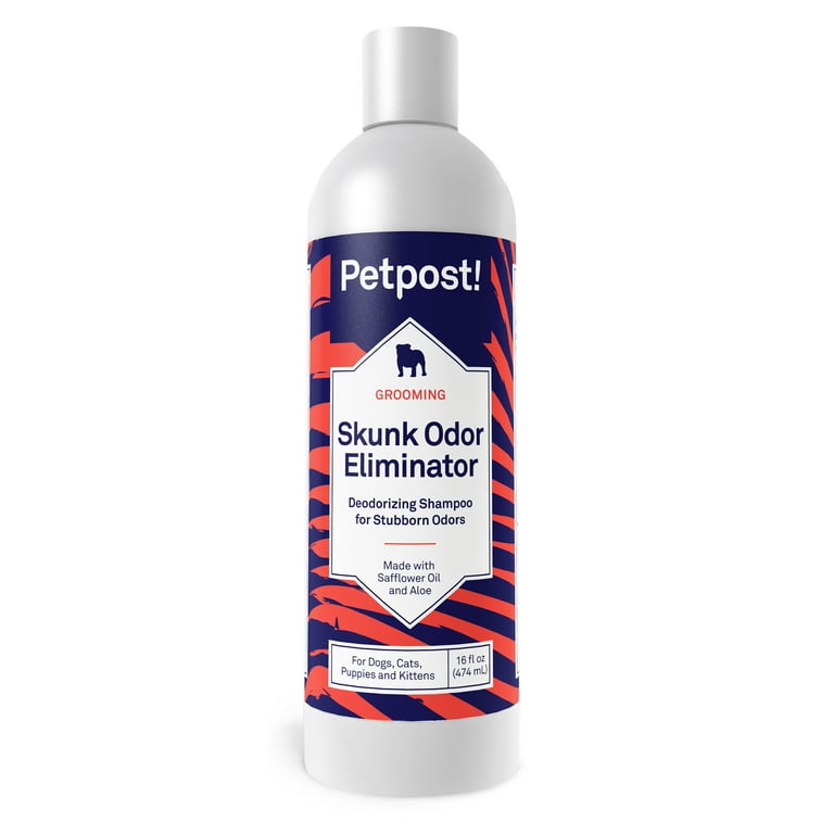 Petpost Skunk Odor Shampoo for Dogs Naturally Effective Deodorant Shampoo and Bad Smell Killer Skunk Shampoo for Dogs or Cats